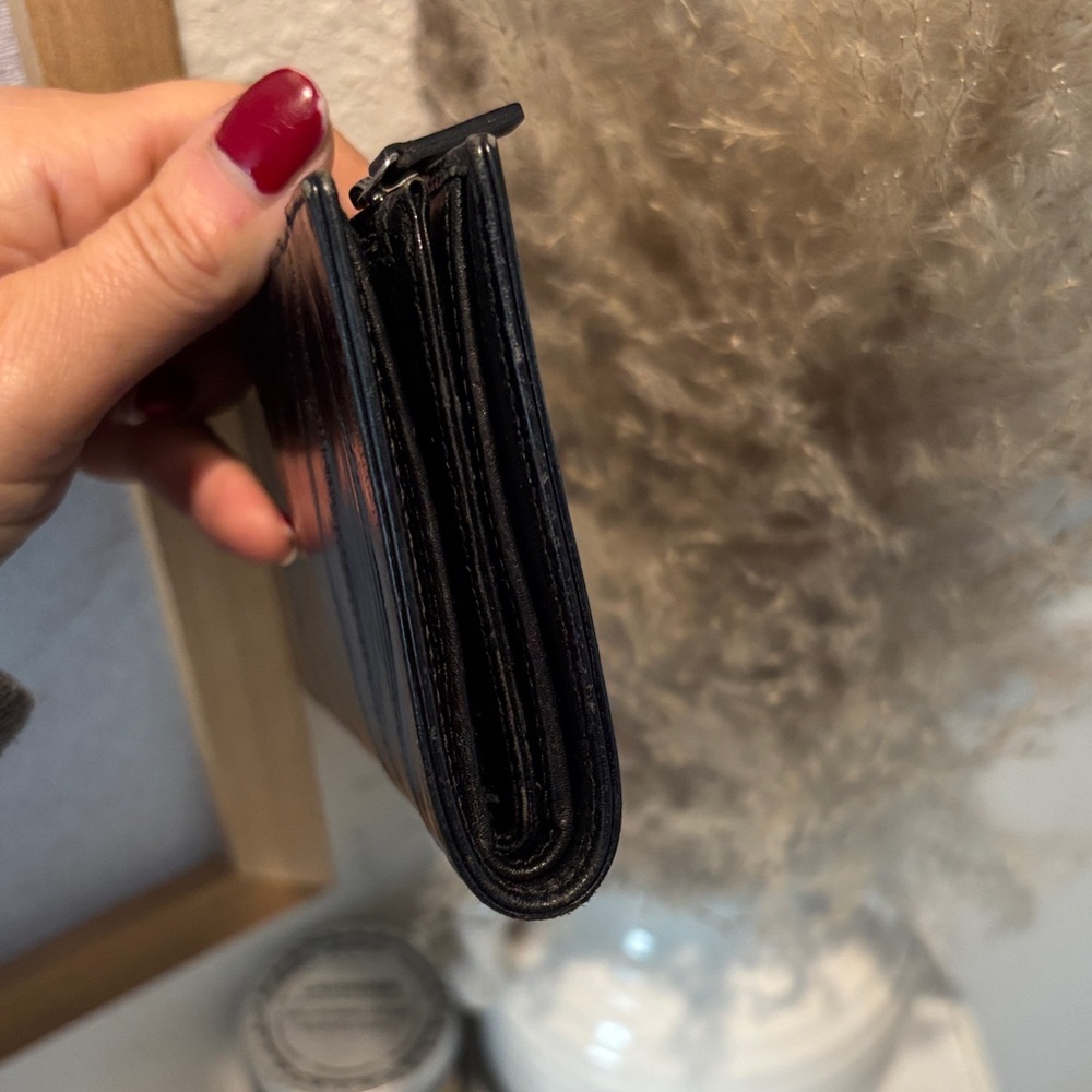 Gucci Black Eel Wallet - RARE! - Picture 7 of 7